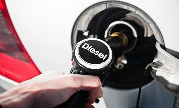 Toute importation de véhicules diesel "doit se faire selon des normes environnementales"